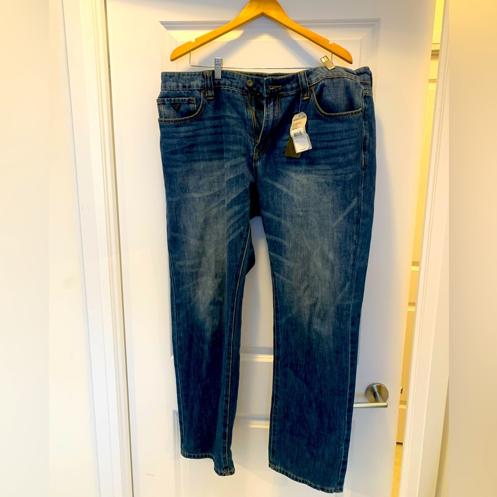 Brand New Guess Men's Relaxed Jeans in Dark Wash Blue